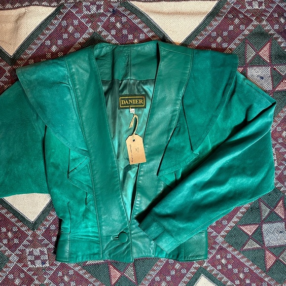 Danier Jackets & Blazers - Danier green suede jacket